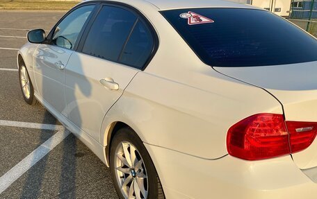 BMW 3 серия, 2011 год, 1 000 000 рублей, 17 фотография