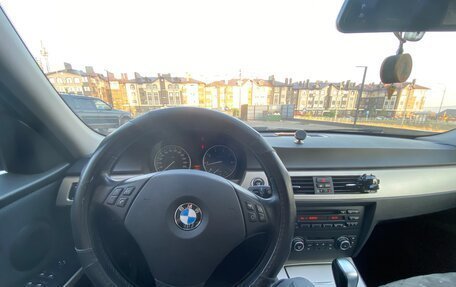 BMW 3 серия, 2011 год, 1 000 000 рублей, 20 фотография