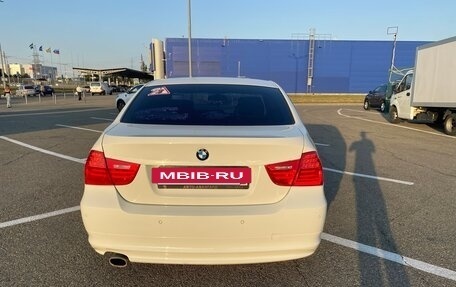 BMW 3 серия, 2011 год, 1 000 000 рублей, 18 фотография