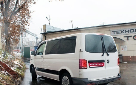 Volkswagen Transporter T6 рестайлинг, 2021 год, 4 250 000 рублей, 3 фотография