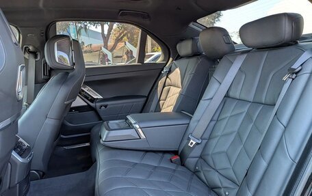 BMW 7 серия, 2024 год, 11 986 500 рублей, 14 фотография