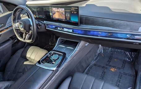 BMW 7 серия, 2024 год, 11 986 500 рублей, 18 фотография