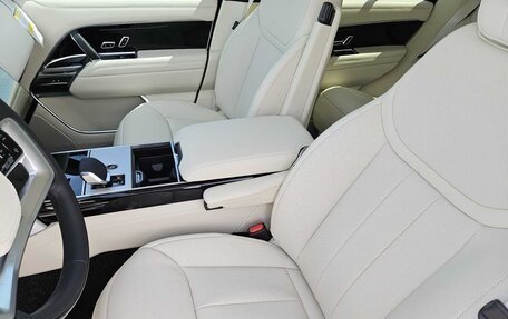 Land Rover Range Rover IV рестайлинг, 2025 год, 18 052 336 рублей, 11 фотография