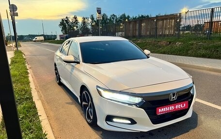 Honda Accord IX рестайлинг, 2018 год, 1 850 000 рублей, 1 фотография