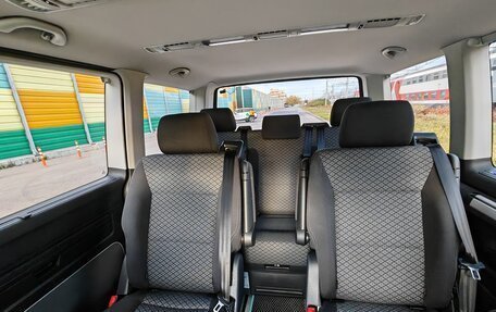 Volkswagen Multivan T6 рестайлинг, 2021 год, 8 550 000 рублей, 20 фотография