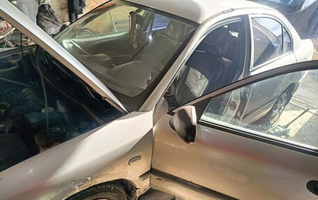 Mitsubishi Carisma I, 2003 год, 120 000 рублей, 2 фотография