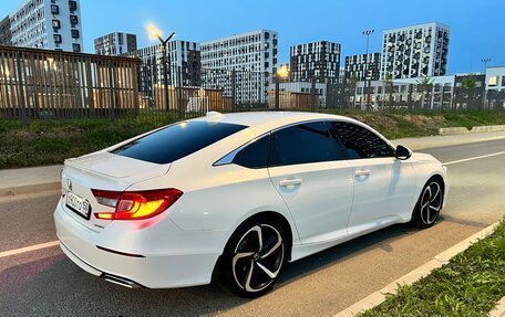 Honda Accord IX рестайлинг, 2018 год, 1 850 000 рублей, 2 фотография