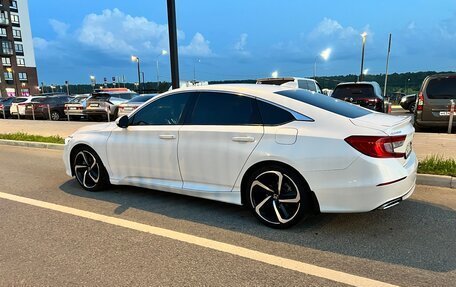 Honda Accord IX рестайлинг, 2018 год, 1 850 000 рублей, 4 фотография