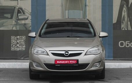 Opel Astra J, 2011 год, 619 000 рублей, 3 фотография