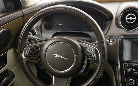 Jaguar XJ IV (X351), 2011 год, 1 289 000 рублей, 15 фотография