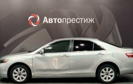 Toyota Camry, 2008 год, 650 000 рублей, 5 фотография