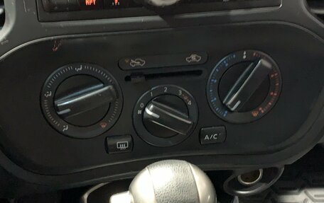 Nissan Juke II, 2013 год, 890 000 рублей, 14 фотография