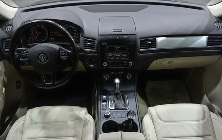 Volkswagen Touareg III, 2014 год, 2 200 000 рублей, 14 фотография