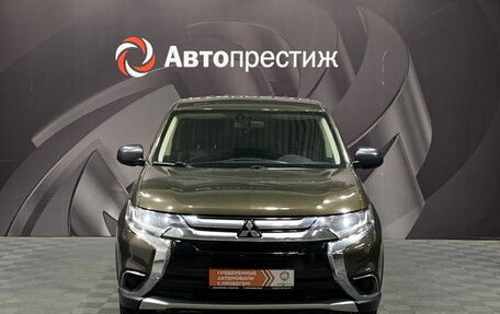 Mitsubishi Outlander III рестайлинг 3, 2018 год, 1 760 000 рублей, 2 фотография