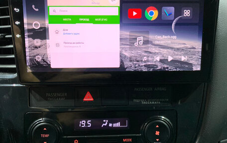 Mitsubishi Outlander III рестайлинг 3, 2018 год, 1 760 000 рублей, 10 фотография