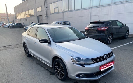 Volkswagen Jetta VI, 2013 год, 1 150 000 рублей, 3 фотография
