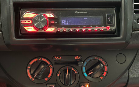 Nissan Note II рестайлинг, 2011 год, 655 000 рублей, 10 фотография