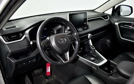 Toyota RAV4, 2020 год, 3 499 000 рублей, 3 фотография