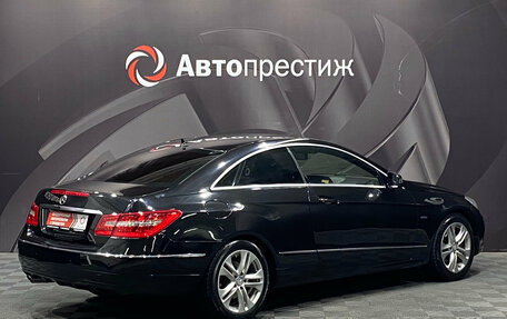 Mercedes-Benz E-Класс, 2012 год, 1 300 000 рублей, 7 фотография