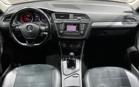 Volkswagen Tiguan II, 2017 год, 1 750 000 рублей, 16 фотография