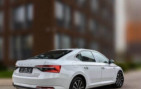 Skoda Superb III рестайлинг, 2025 год, 2 750 000 рублей, 4 фотография