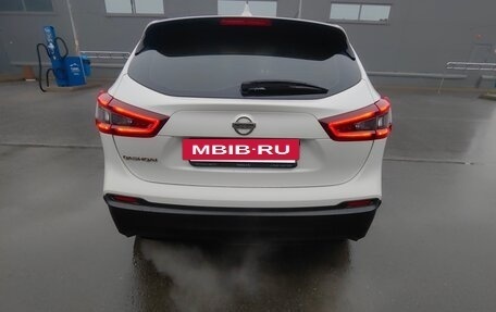 Nissan Qashqai, 2020 год, 2 100 000 рублей, 4 фотография