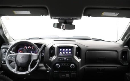 Chevrolet Silverado, 2024 год, 7 758 476 рублей, 10 фотография