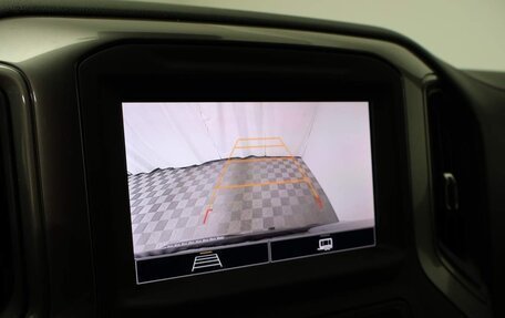 Chevrolet Silverado, 2024 год, 7 758 476 рублей, 14 фотография