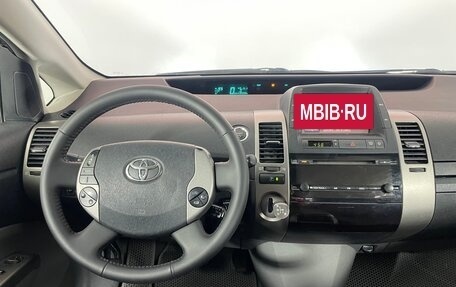 Toyota Prius, 2009 год, 780 000 рублей, 13 фотография