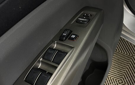 Toyota Prius, 2009 год, 780 000 рублей, 19 фотография