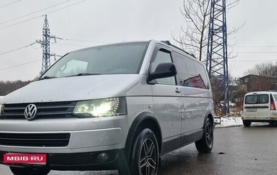 Volkswagen Multivan T5, 2012 год, 2 100 000 рублей, 1 фотография