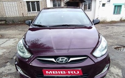 Hyundai Solaris II рестайлинг, 2011 год, 600 000 рублей, 1 фотография