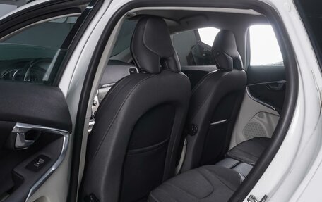 Volvo V40 Cross Country I, 2014 год, 1 391 000 рублей, 11 фотография