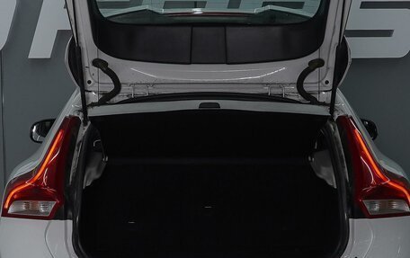 Volvo V40 Cross Country I, 2014 год, 1 391 000 рублей, 18 фотография