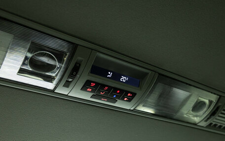 Volkswagen Caravelle T6 рестайлинг, 2019 год, 3 249 585 рублей, 19 фотография