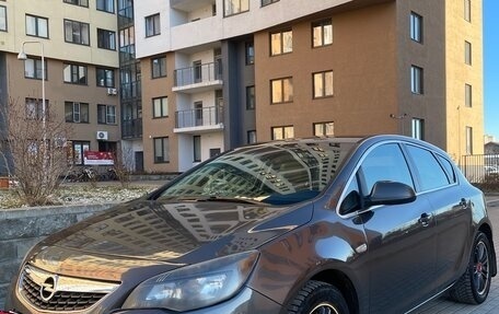 Opel Astra J, 2012 год, 740 000 рублей, 3 фотография