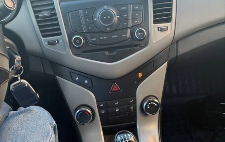 Chevrolet Cruze II, 2012 год, 700 000 рублей, 8 фотография