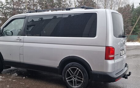 Volkswagen Multivan T5, 2012 год, 2 100 000 рублей, 4 фотография