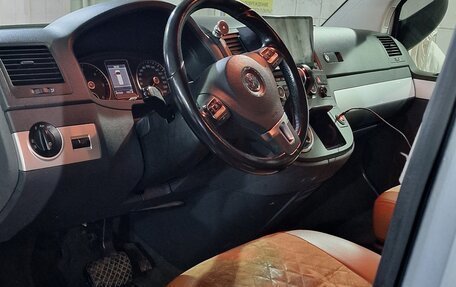 Volkswagen Multivan T5, 2012 год, 2 100 000 рублей, 11 фотография