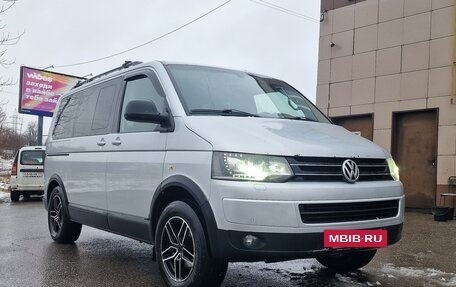 Volkswagen Multivan T5, 2012 год, 2 100 000 рублей, 3 фотография