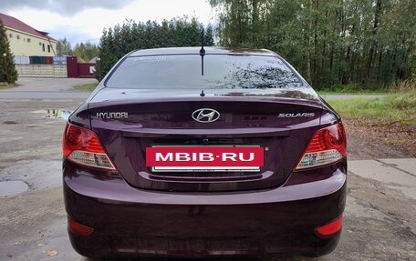 Hyundai Solaris II рестайлинг, 2011 год, 600 000 рублей, 4 фотография