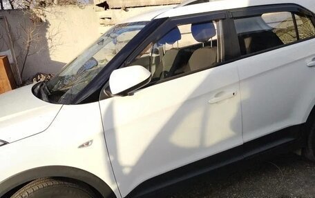 Hyundai Creta I рестайлинг, 2017 год, 1 800 000 рублей, 2 фотография