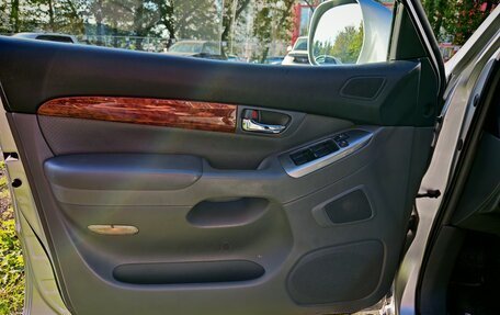 Toyota Land Cruiser Prado 120 рестайлинг, 2007 год, 2 500 000 рублей, 5 фотография