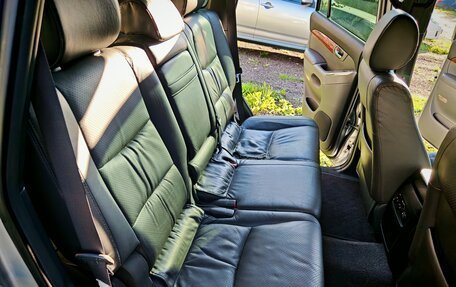 Toyota Land Cruiser Prado 120 рестайлинг, 2007 год, 2 500 000 рублей, 14 фотография