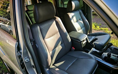 Toyota Land Cruiser Prado 120 рестайлинг, 2007 год, 2 500 000 рублей, 12 фотография