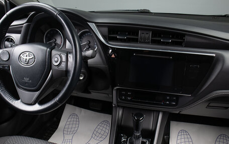 Toyota Corolla, 2018 год, 1 829 000 рублей, 9 фотография