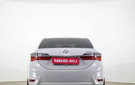 Toyota Corolla, 2018 год, 1 829 000 рублей, 6 фотография