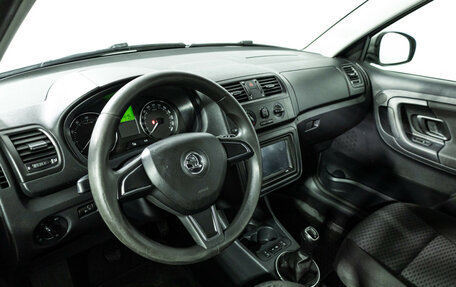 Skoda Fabia II, 2014 год, 599 777 рублей, 11 фотография