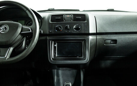 Skoda Fabia II, 2014 год, 599 777 рублей, 14 фотография