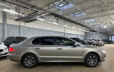 Skoda Superb III рестайлинг, 2012 год, 1 095 000 рублей, 4 фотография